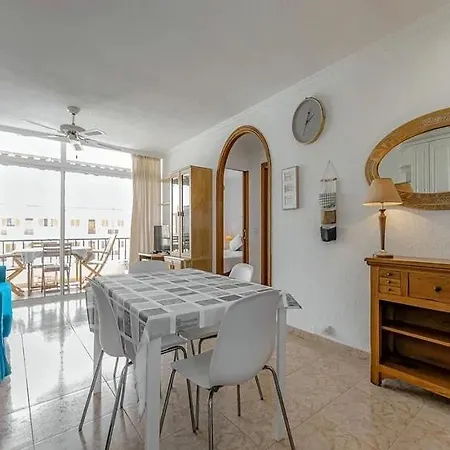 Apartment Tenerifeopenhome Bright Penthouse On The Cristianos Arona (Tenerife)